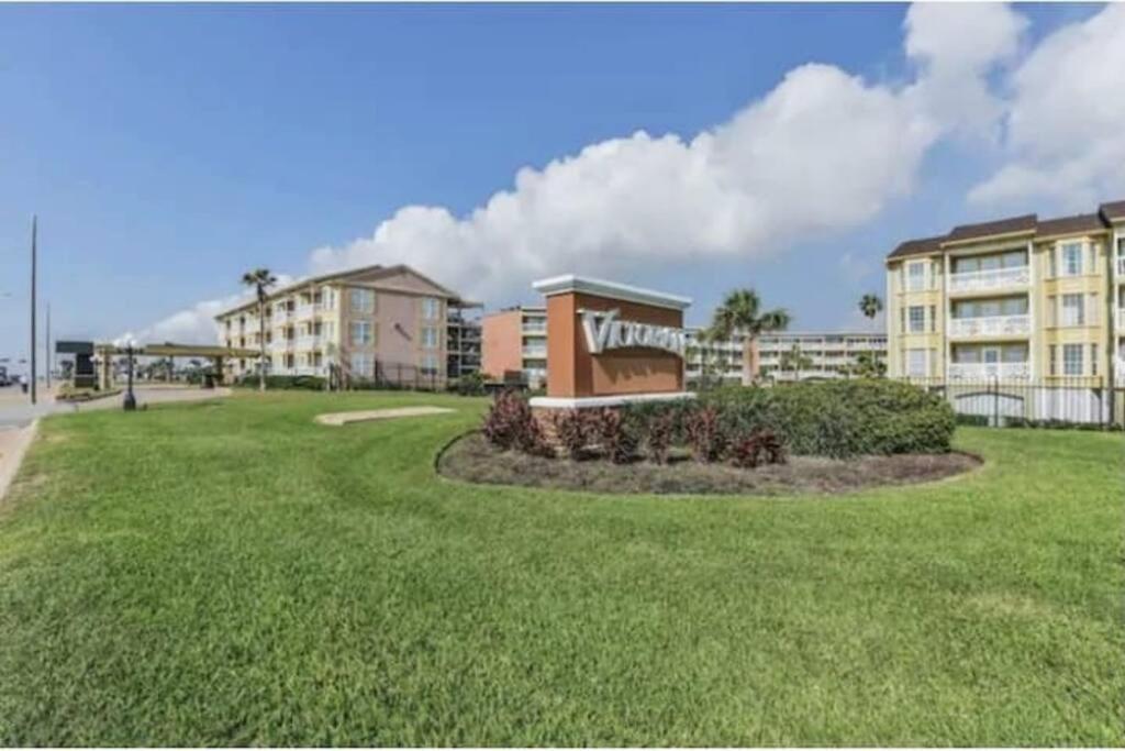 Sea-Renity Heated Pools Steps To The Beach Galveston Buitenkant foto