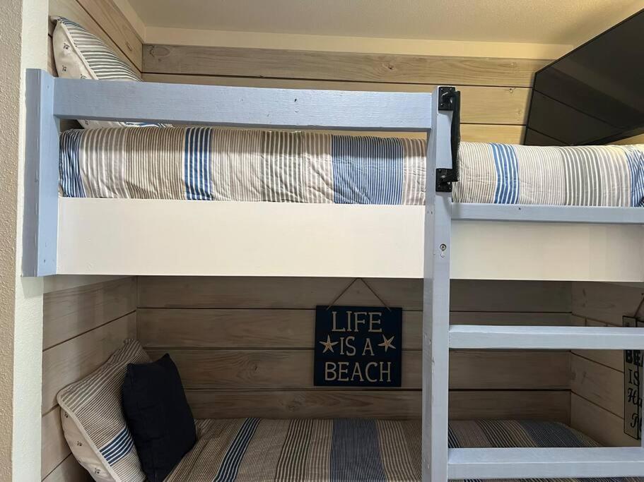 Sea-Renity Heated Pools Steps To The Beach Galveston Buitenkant foto
