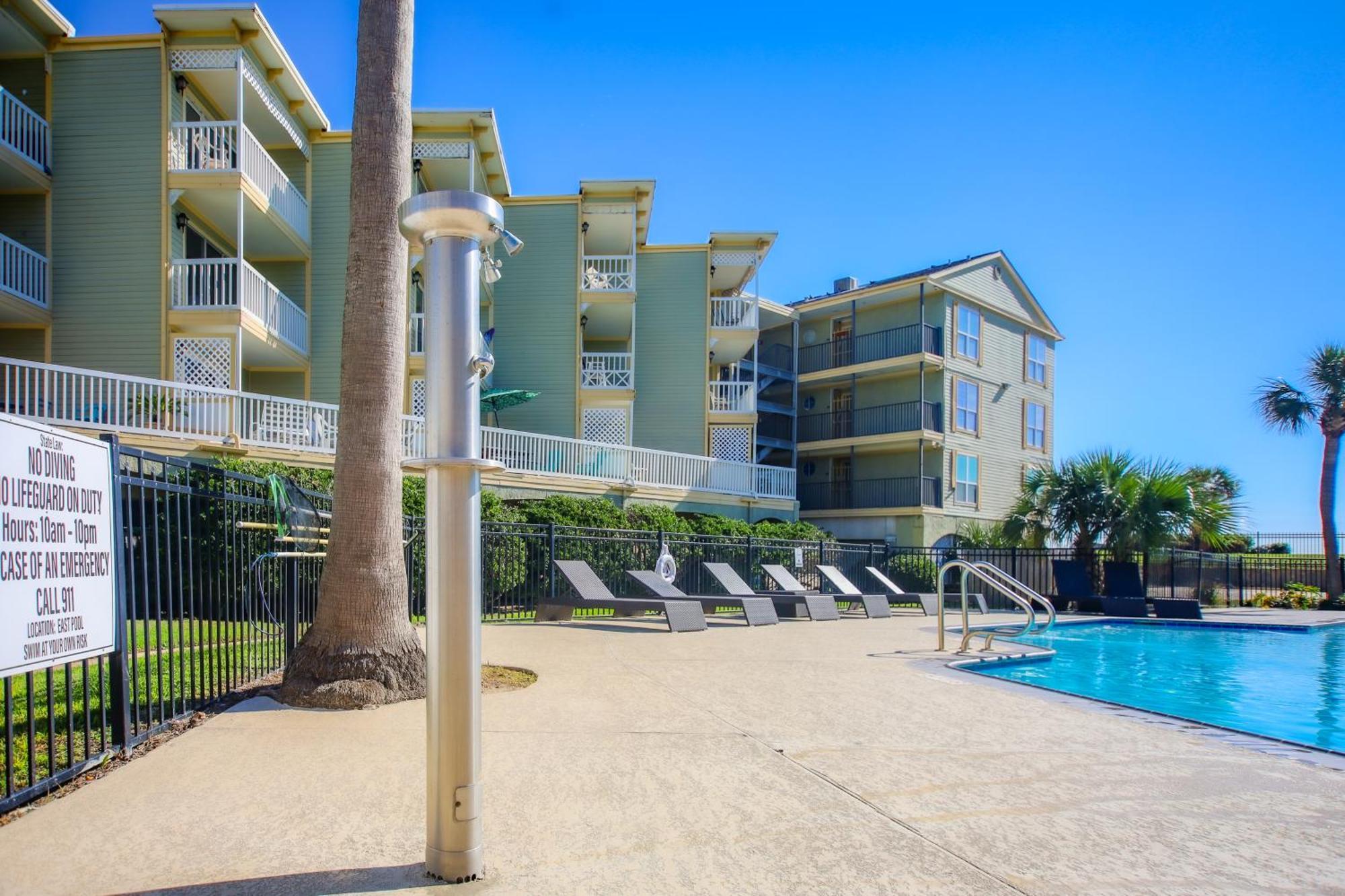 Sea-Renity Heated Pools Steps To The Beach Galveston Buitenkant foto