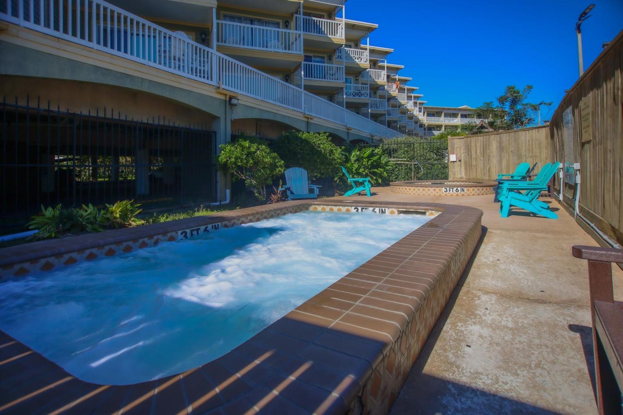 Sea-Renity Heated Pools Steps To The Beach Galveston Buitenkant foto